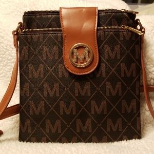 Mia k farrow cross body small bag